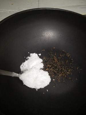 简易家庭版自制奶茶的做法 步骤2