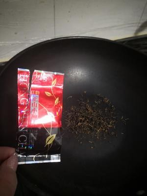 简易家庭版自制奶茶的做法 步骤1