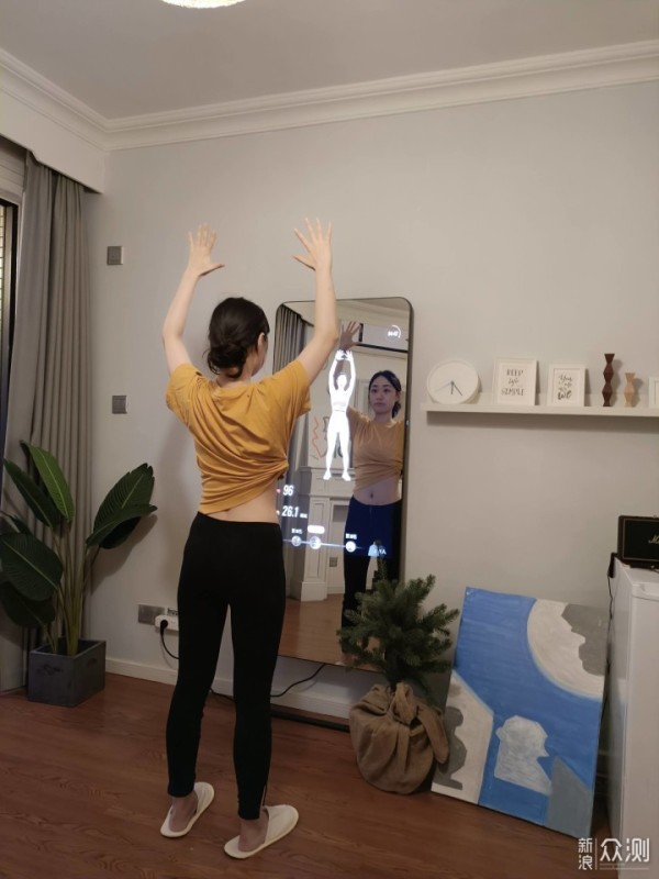 FITMORE健身镜:照镜子的时间 =科学指导的健身_新浪众测