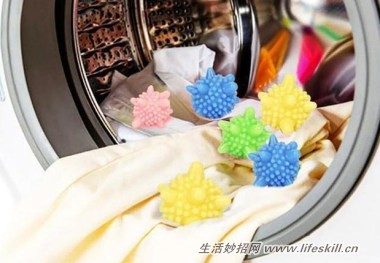 用洗衣机洗衣服如何防止衣服打结?