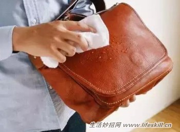 名贵包包如何保养?