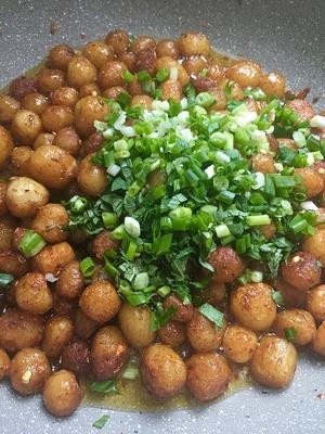 完整又入味的红烧小土豆的做法 步骤9