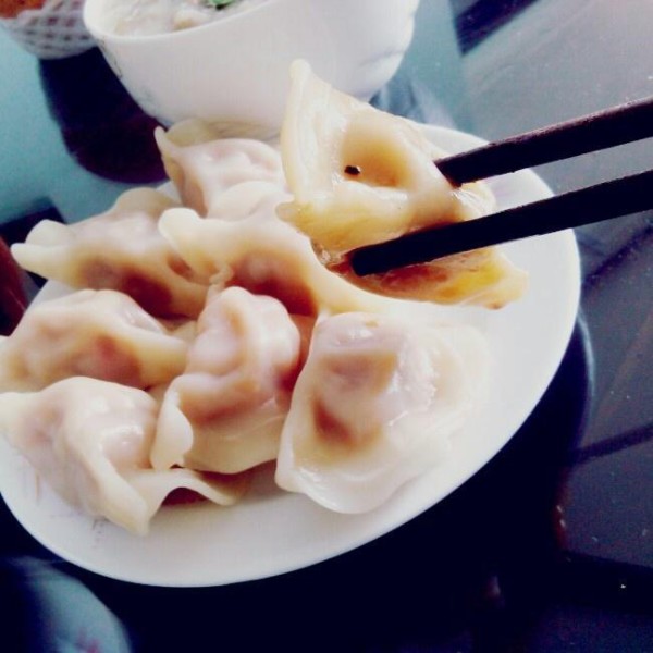 煮饺子技巧(绝对不会破皮的饺子~\(≧▽≦)/~)的做法