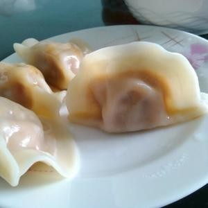 煮饺子技巧(绝对不会破皮的饺子~\(≧▽≦)/~)的做法 步骤4