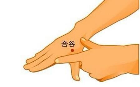 经常按摩好处多，不要吃药来保健，日常按摩手法与穴位全知道