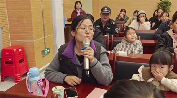 好家教引领好未来——廉政家风“艺”起学