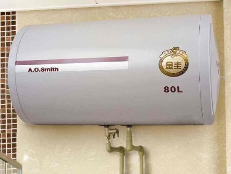 太阳能热水器工作原理 太阳能热水器的特点