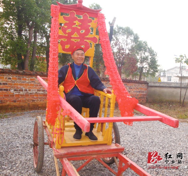 民间艺人谢喜良手中的绝活