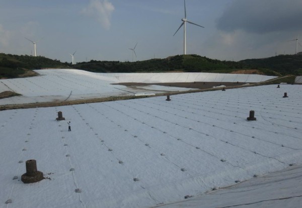 山南地区厂家=膨润土防水毯详细介绍