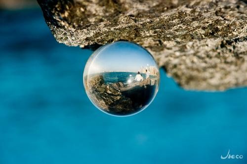 水晶球+易拉罐=倒影世界