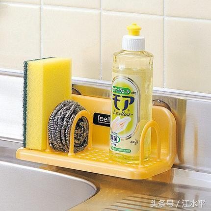 水槽周边有了这些工具，再也不用担心厨房里面的空间不够用了！