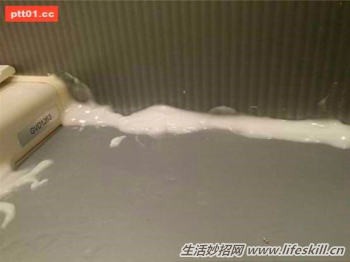 有效去除磁砖缝里霉斑的好方法