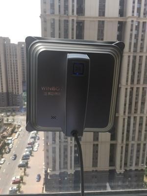 玻璃没擦几天又脏了？教你一清洁小绝招，轻松擦的干净透亮不落灰