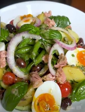 南法尼斯沙拉 Salad Niçoise的做法 步骤4