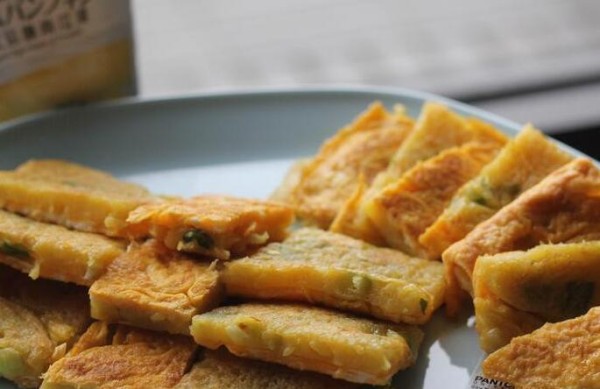 南瓜葱蛋饼 葱香诱人的早餐饼