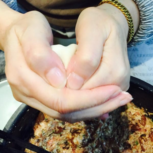 干净卫生的家庭手工水饺