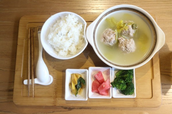 行摄轻奢极致生活 佳能EOS M2美食之旅