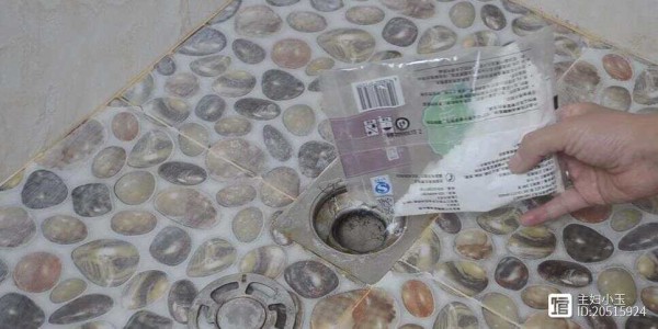 地漏有异味怎么办？ 有了这些小窍门，地漏不再脏不臭5