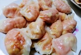 肉太贵了,还是吃素饺子吧