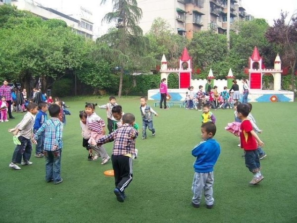 宝宝生病少=抵抗力好？提升孩子免疫力，四招简单还管用