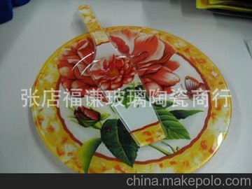 我厂生产的钢化玻璃餐具是微波炉、电烤箱、洗碗机的用品