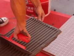 没想到瓷砖胶施工后,还得……