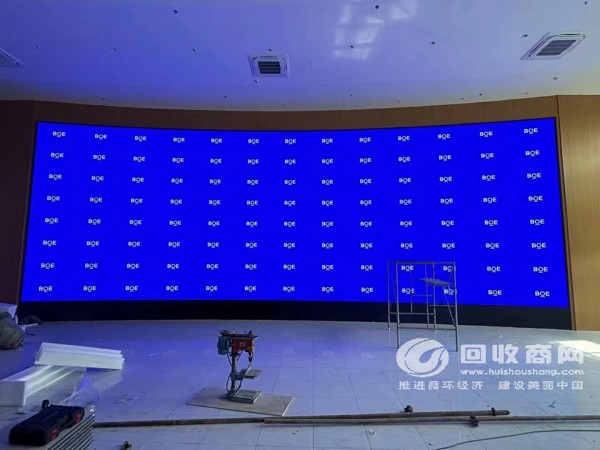 深圳LED拼接屏厂家