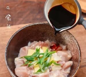 【盐酥鸡】的做法 步骤2