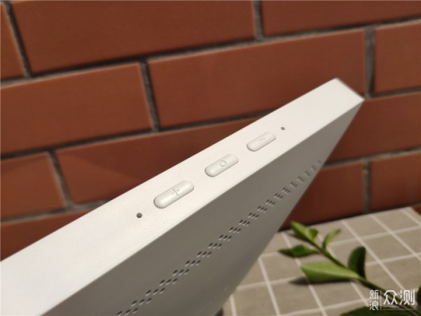 Redmi小爱触屏音箱 8评测 ：大屏幕AI生活助理_新浪众测