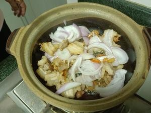 砂锅炖豆腐的做法 步骤3