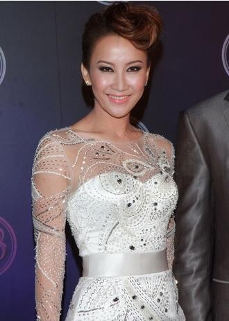 盘点娱乐圈单亲家庭长大的15大美女明星