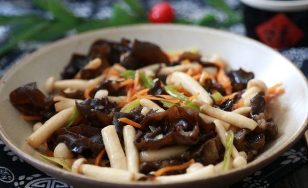 素食菜谱来啦｜9道健康素食，下饭又简单