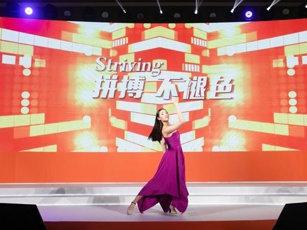 Stage, Talent show, Display device, Fashion, Performance, Technology, Event, Electronic device, Media, Television program, 