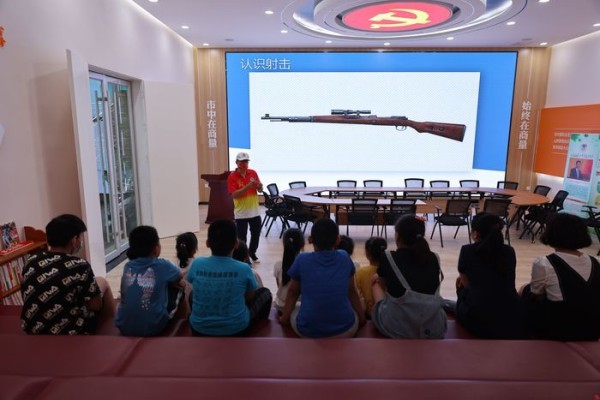全民健身，乐享生活 济南市全民健身中心青少年射击公益活动进社区
