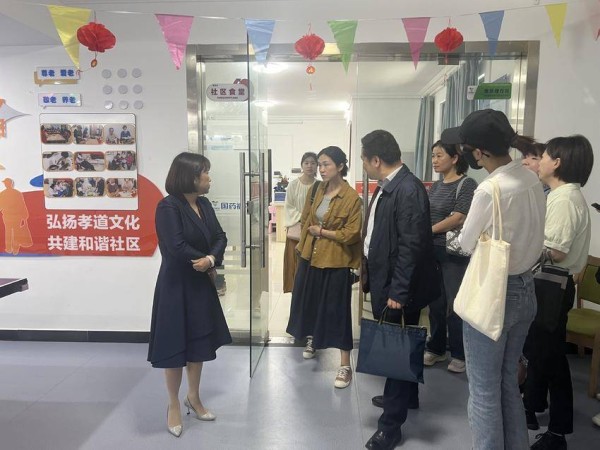 0511探索打造完整社区+让幸福生活触手可及.doc