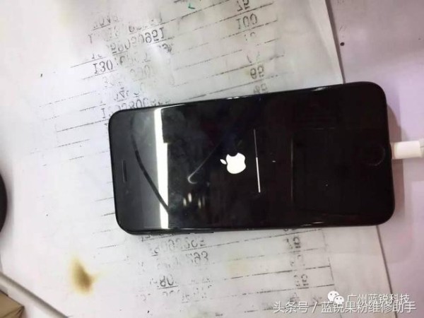 手机维修入行15年，资深老师傅的维修感慨