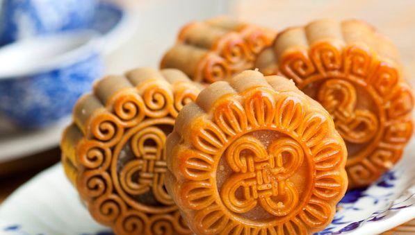 一个月饼=4碗饭 高油高糖高热量你hold住么 www.6a8a.com