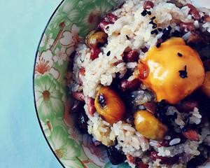 素食主义者—花生板栗蛋黄糯米饭的做法 步骤5