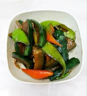 自制腌黄瓜(速成)的做法 步骤6