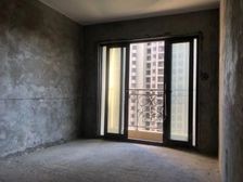 松山北站 万象汇旁 三房朝南 钥匙在手 随时看房 诚意出售