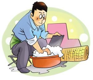 擦拭家电需要把抹布拧干,千万不能把水滴到电器里面。