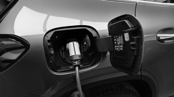 电动汽车充电 Car charging