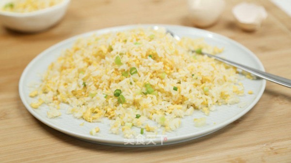 蛋炒饭的做法
