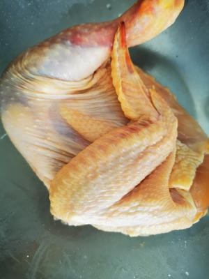 非常简单的电饭煲干蒸鸡的做法 步骤1