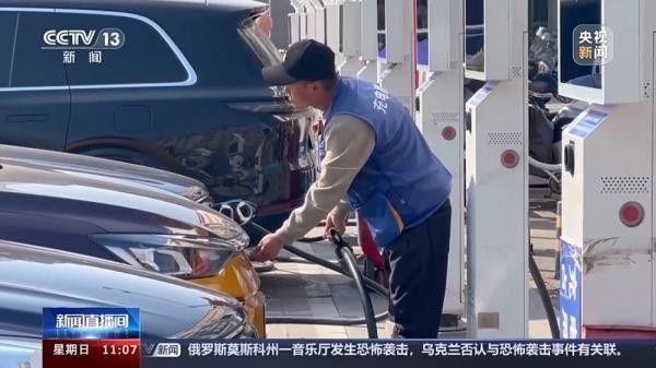 充满电再上车！北京类私桩、超充站加速建设中