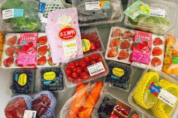 冰箱怎么摆放整齐?放蔬菜新鲜?6个冰箱食材存放技巧 一周采买蔬菜肉类、不怕动不动就烂掉!