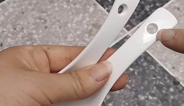 用了30年才知道，菜刀上的“小孔”作用这么大！解决了很多烦恼