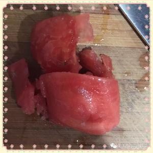 1岁宝宝辅食|西红柿鸡蛋青菜面的做法 步骤2