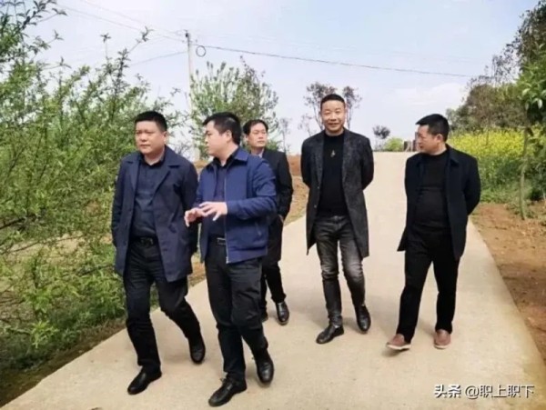 退休组织部长揭秘：干部调整有四种路径，80后90后干部已到关键期