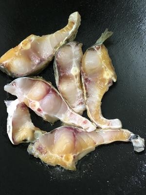 香色味俱全的焖皖鱼块「烹饪小白」「快手菜」的做法 步骤1